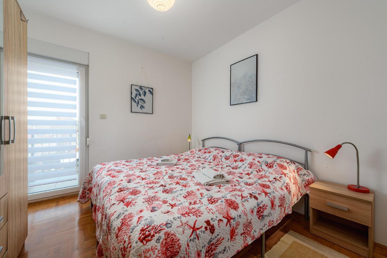 Apartment Ares 14 - Umag Center Exteriör bild