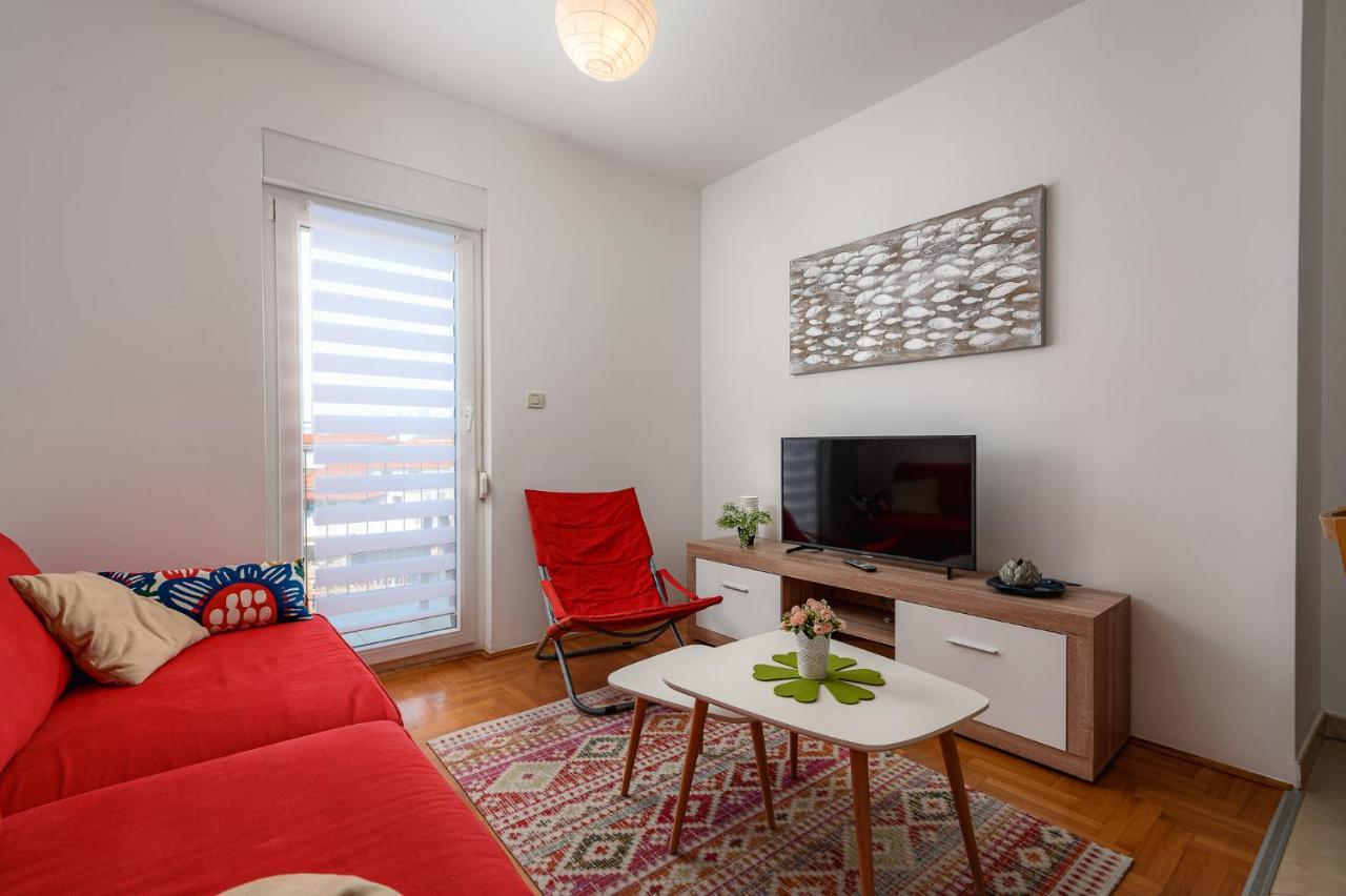 Apartment Ares 14 - Umag Center Exteriör bild
